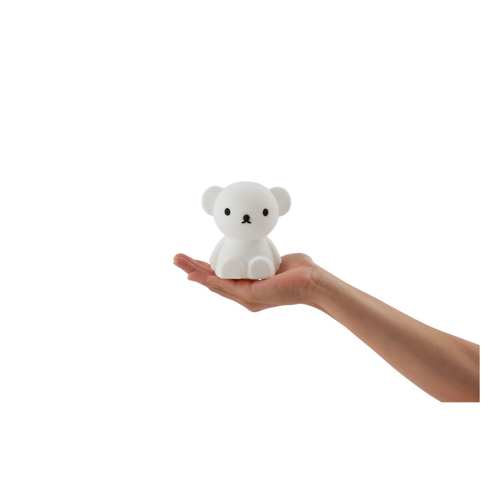 Mini luz tipo Oso, Bundle of light BORIS, hecho de silicona blanda, sin BPA, interruptor on/off incluido, se apaga automaticamente despues de 15 minutos, CR2032 cell battery incluida, 8x8x11 cm, LED 2700K