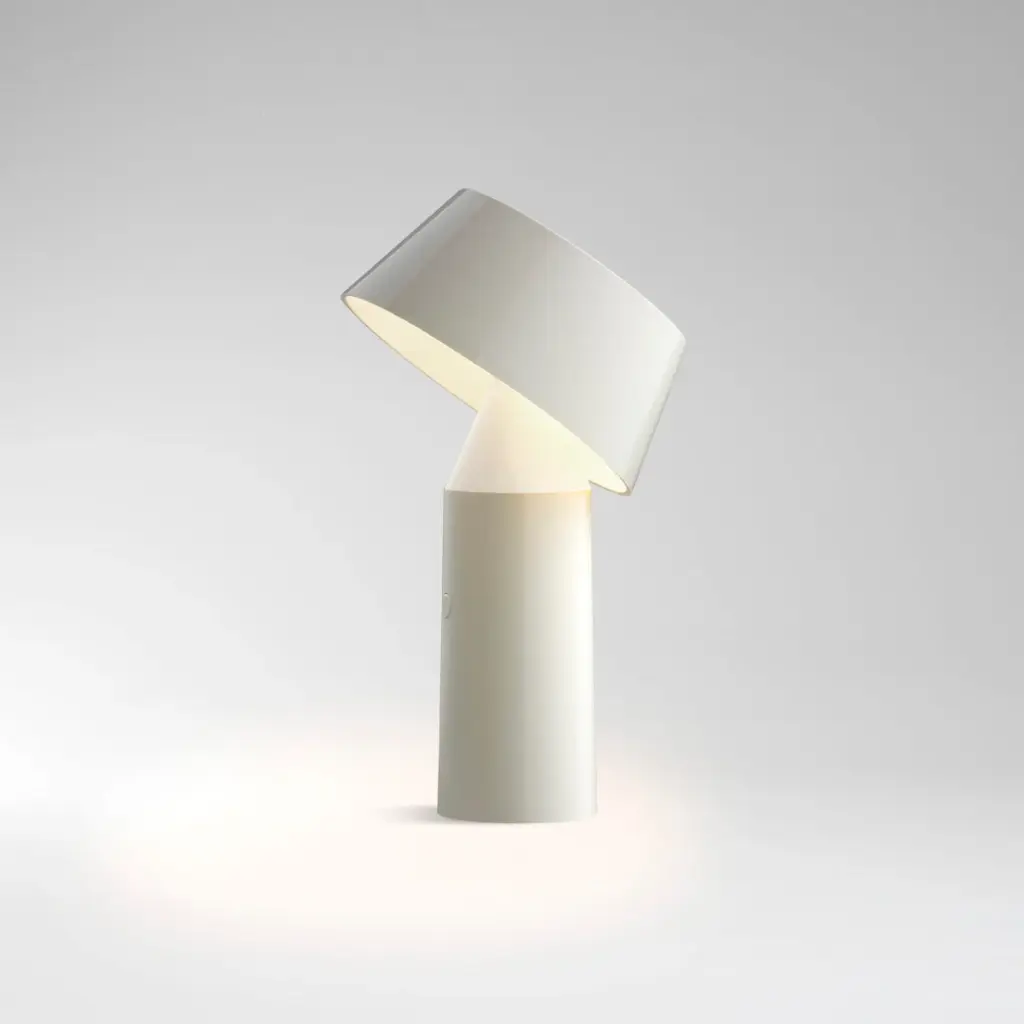 Portable rechargeable decorative luminaire, Integrated LED, Ø5.5" x 8.9", 5W, 478lm, 2700K, dimmable (3 levels), IP20, Off White.